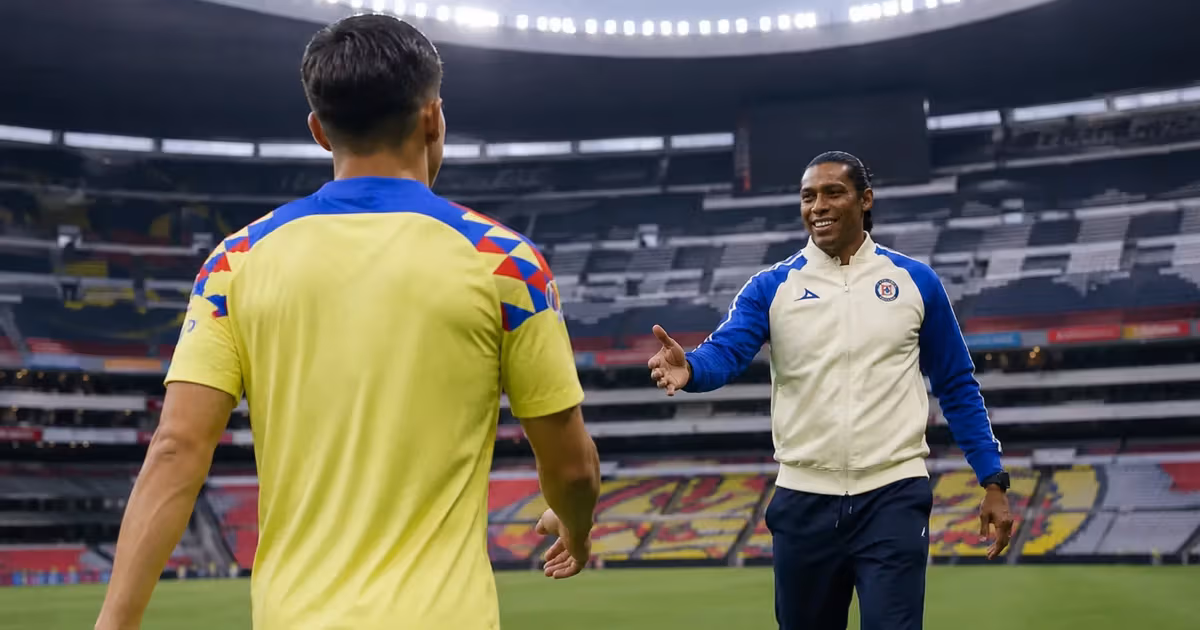 Sergio de los Ríos anotándole a Cruz Azul.