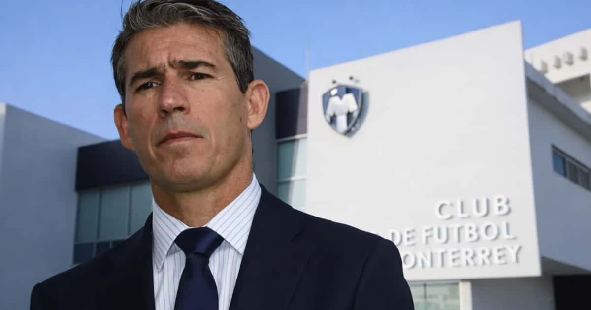 El hoy analista de Fox Sprots, sería una seria opción para comandar al conjunto regio.