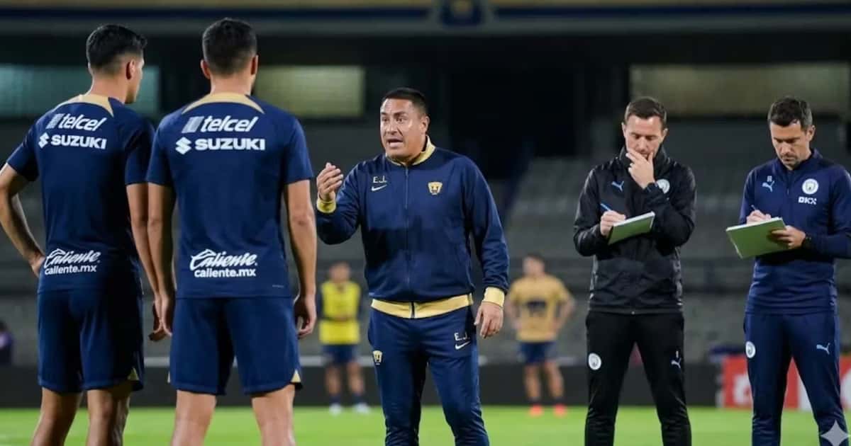 Ilustración digital de Efraín Juárez en Pumas