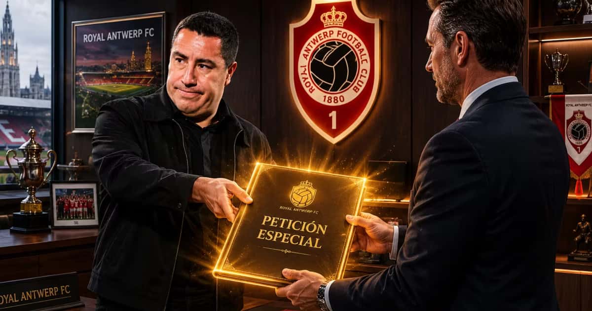 Efraín Juárez.