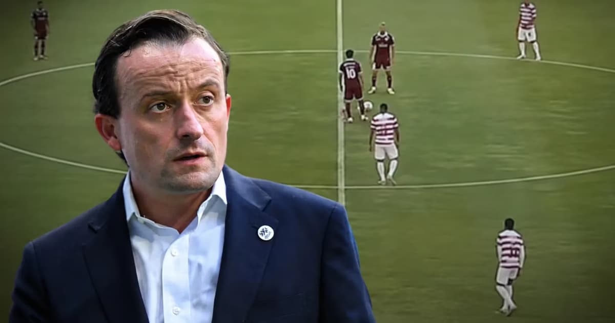 Mikel Arriola.