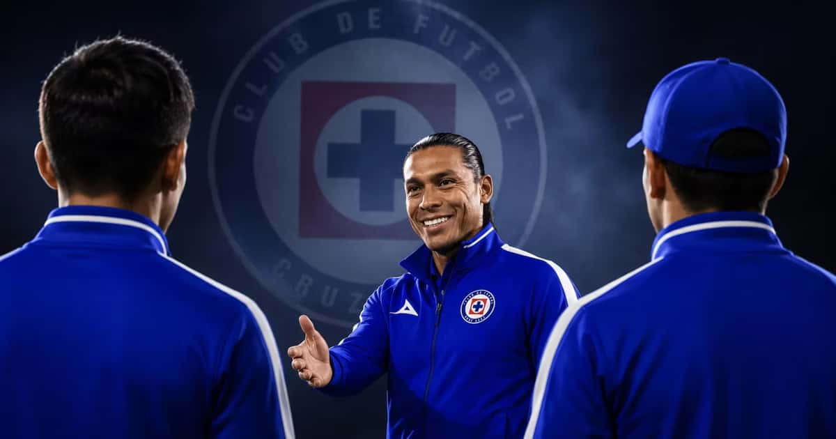 Joel Huiqui dándole la bienvenida a dos integrantes.