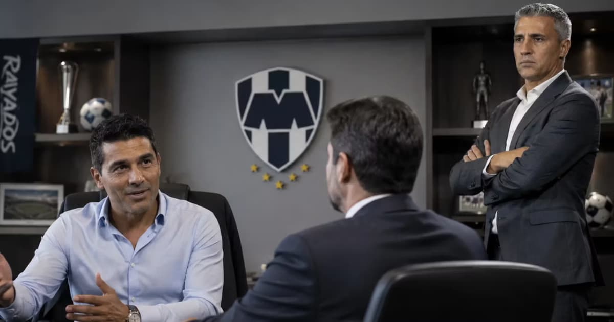 Walter Erviti, Hernán Crespo y su representante.