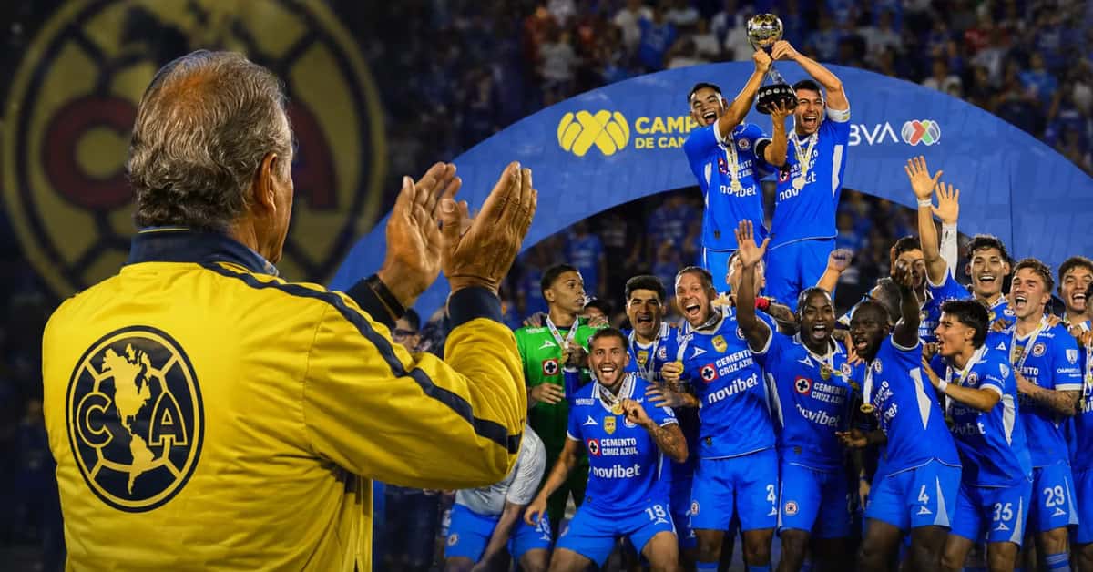 Ex jugador de América de espaldas aplaudiendo a Cruz Azul.