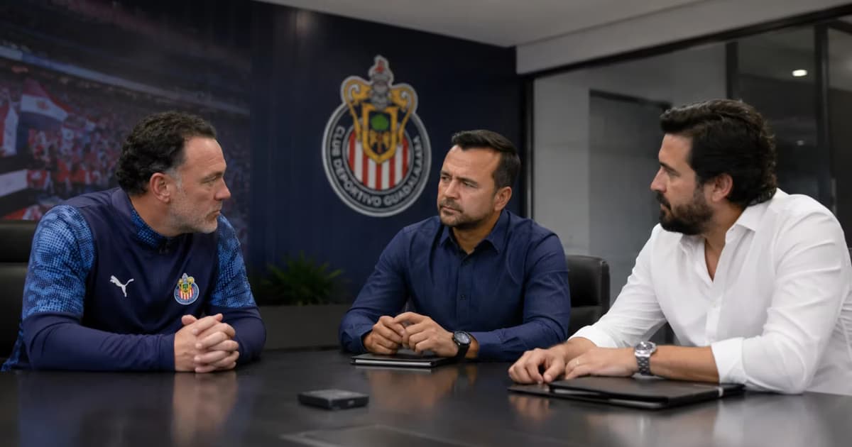 Gabriel Milito, Javier Mier y Amaury Vergara.