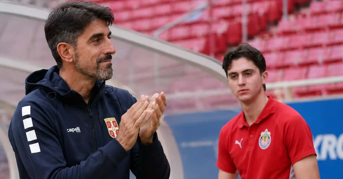 Veljko Paunovic y Brian Gutiérrez.