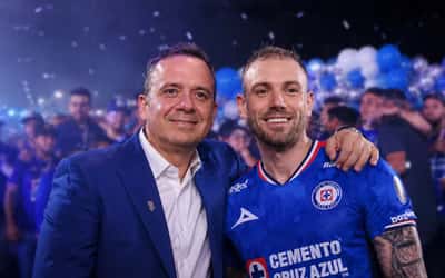 Víctor Velázquez y Carlos Rotondi.