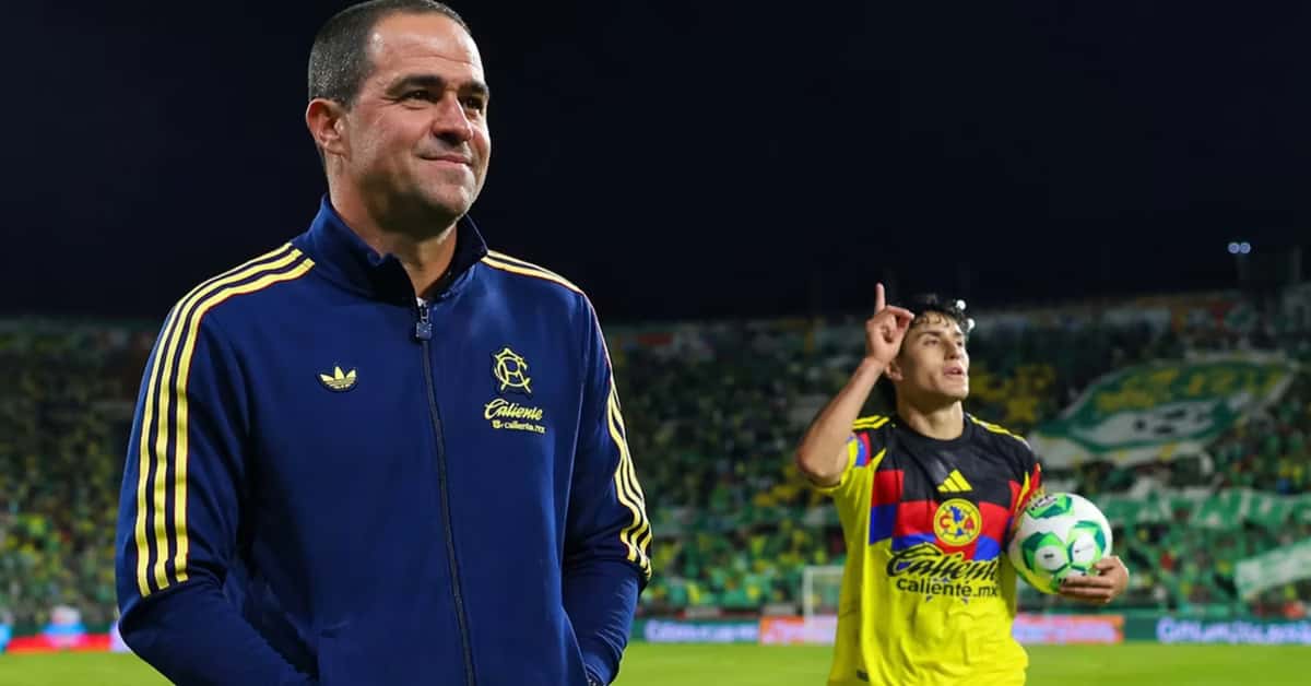 El técnico brasileño festejó efusivamente después de conseguir el triunfo en León.