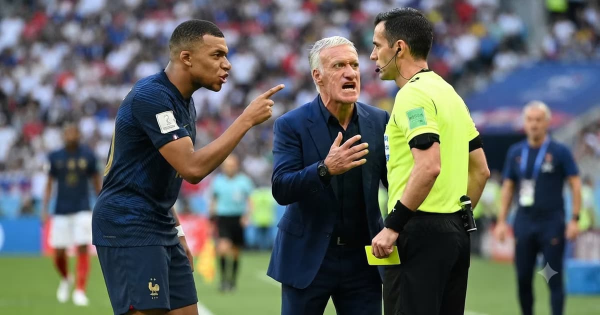 Kylian Mbappé pidió revisar una posible mano de Lamine Yamal antes del penalti marcado contra Francia.
