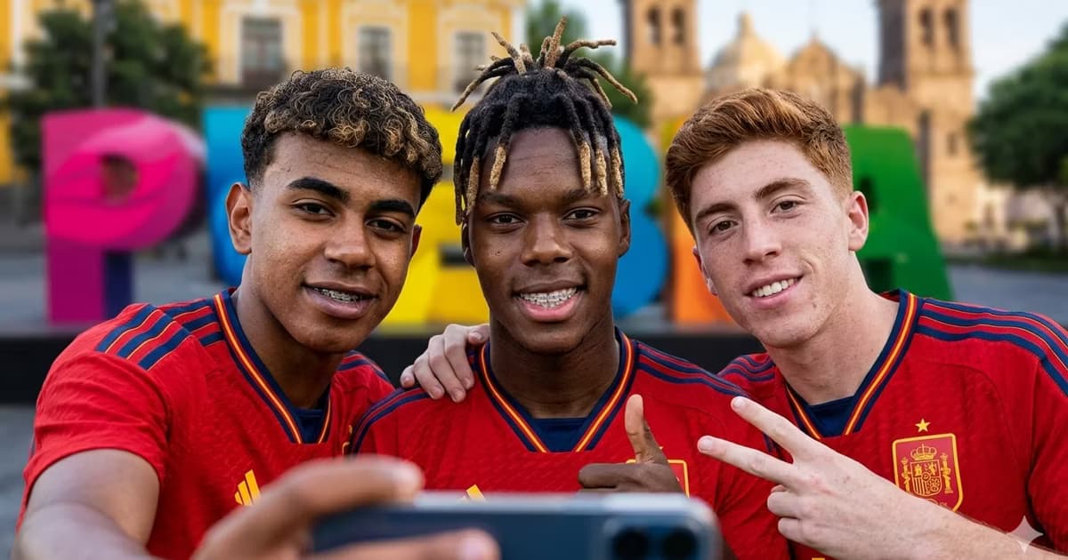 Lamine Yamal y varios jugadores de España mandaron saludos a Puebla