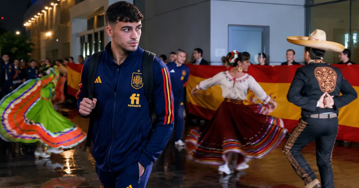 Pedri y bailes típicos mexicanos.