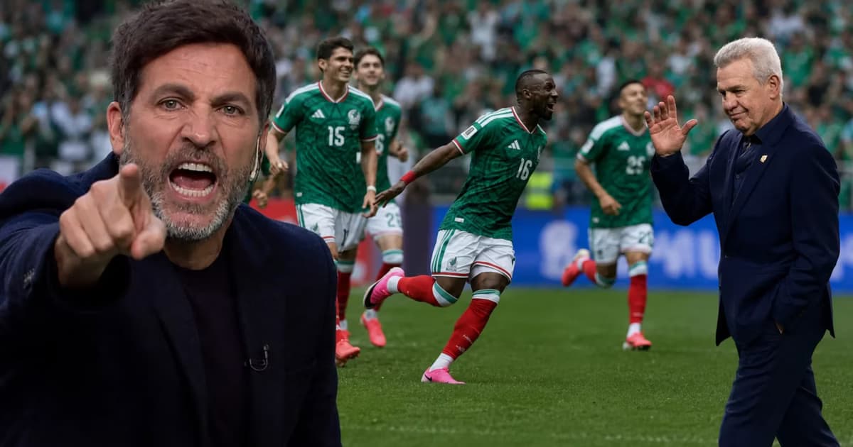 Juan Carlos Pasman, Javier Aguirre y jugadores de la Selección Mexicana.