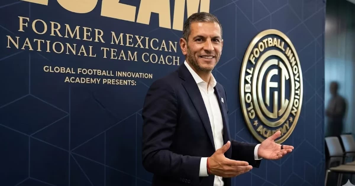 Jaime Lozano fue presentado como nuevo entrenador de la GFI Academy