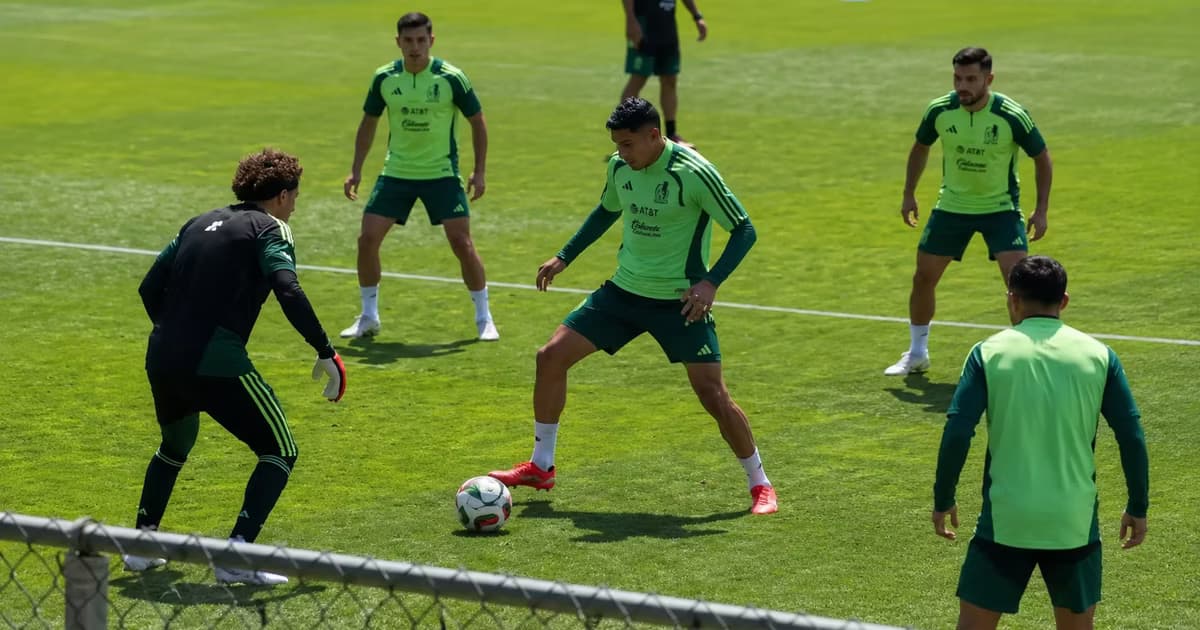 Javier Aguirre podría darle minutos a varios jugadores con pasado o presente americanista ante República Checa.