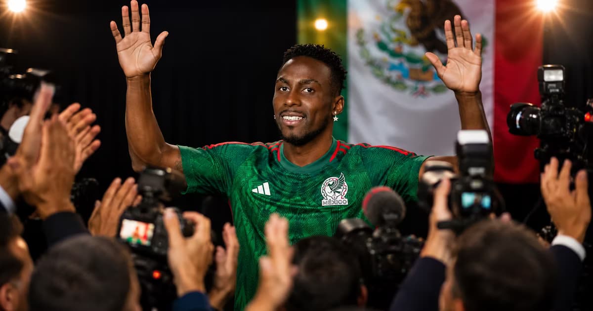Julián Quiñones se roba los reflectores internacionales y ya pide ser el referente ofensivo de México.