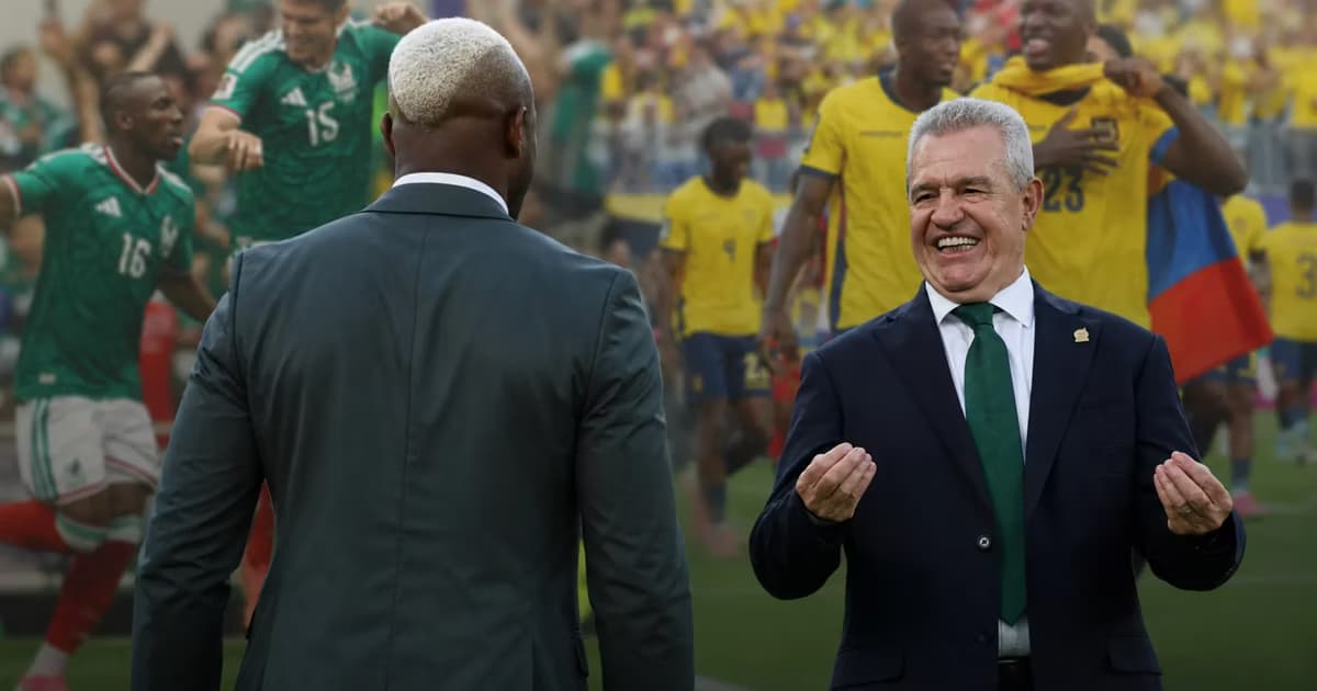 Jugadores de Selección Mexicana entrenando.