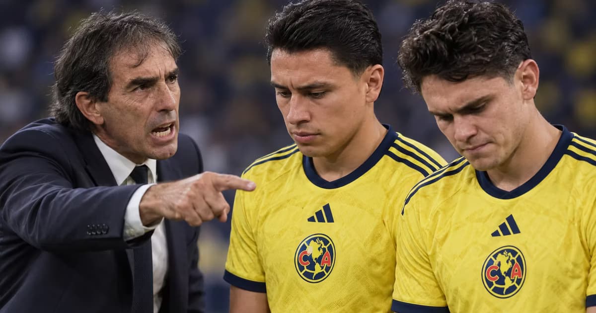 Guillermo Almada reconoció los errores defensivos del América después de recibir cuatro goles frente a Cruz Azul.