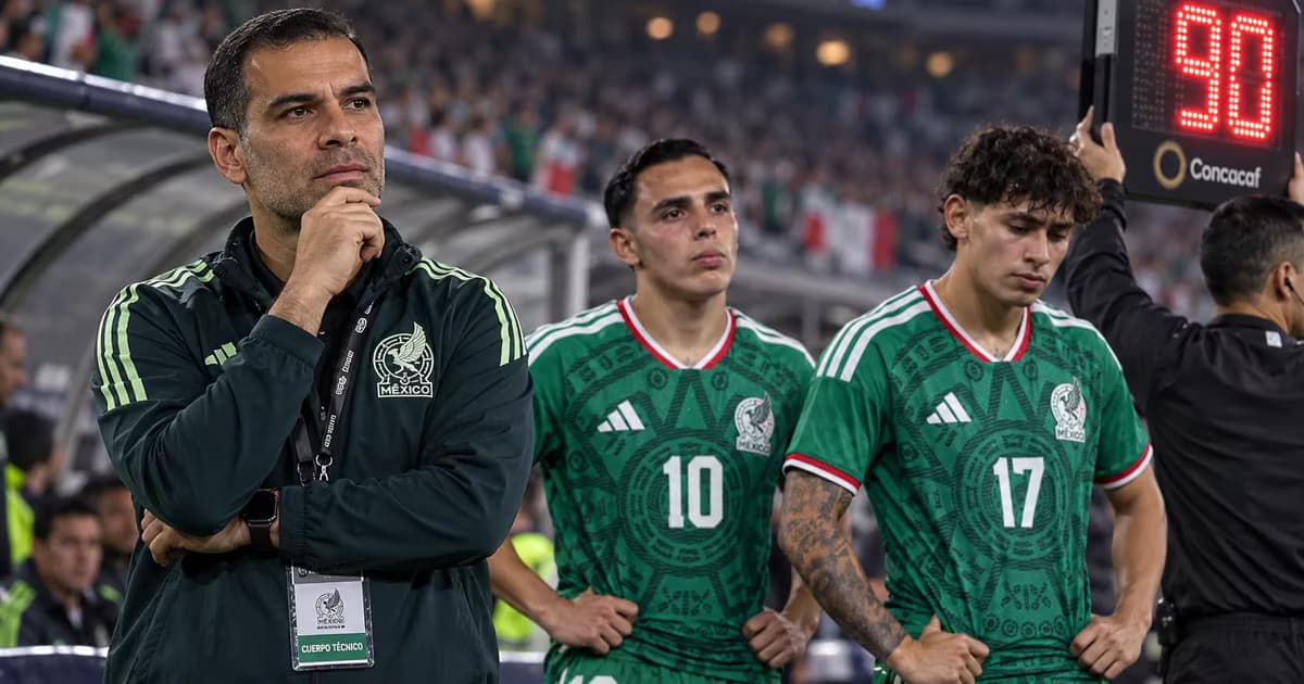 Hugo Camberos y Santiago Sandoval debutaron con la Selección Mayor ante Perú y Rafa Márquez adelantó que quiere observarlos durante más minutos.