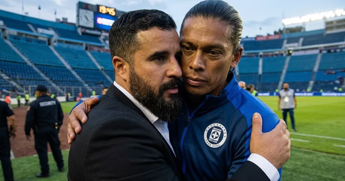 Álvaro Morales pidió que respeten el trabajo de Joel Huiqui después de que Cruz Azul derrotara 3-1 a Necaxa y terminara con su mala racha.