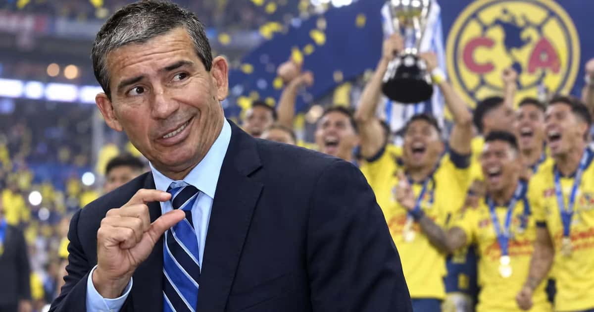 Yayo de la Torre defendió la historia de Chivas frente a la del América durante el debate previo a una nueva edición del Clásico Nacional.