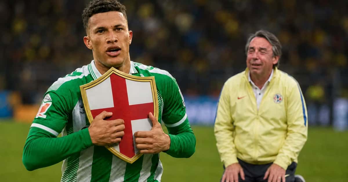 Nelson Deossa corriendo con un escudo de Inglaterra y detrás Emilio Azcárraga.
