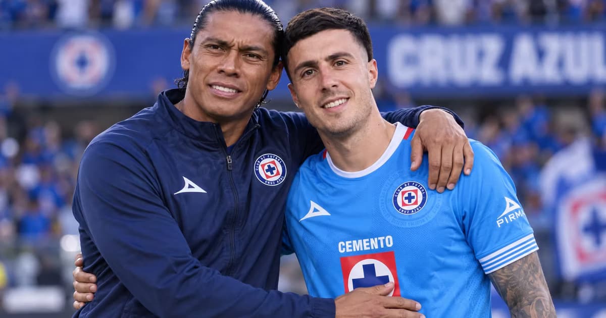 José Paradela marcó al minuto 89 el gol del triunfo de Cruz Azul después de una semana condicionada por una quemadura sufrida en casa.