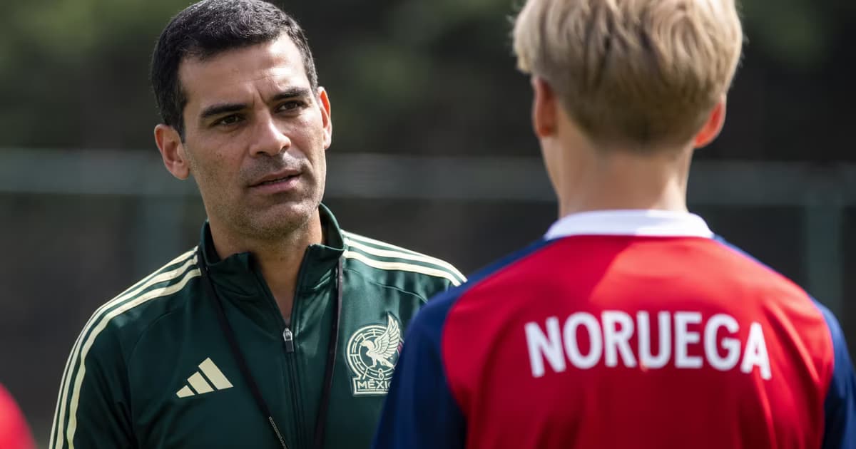 Linus de Santillana pertenece a las fuerzas básicas del Viking FK y, después de varias convocatorias con Noruega, tendrá su primera experiencia con la Selección Mexicana Sub-16.