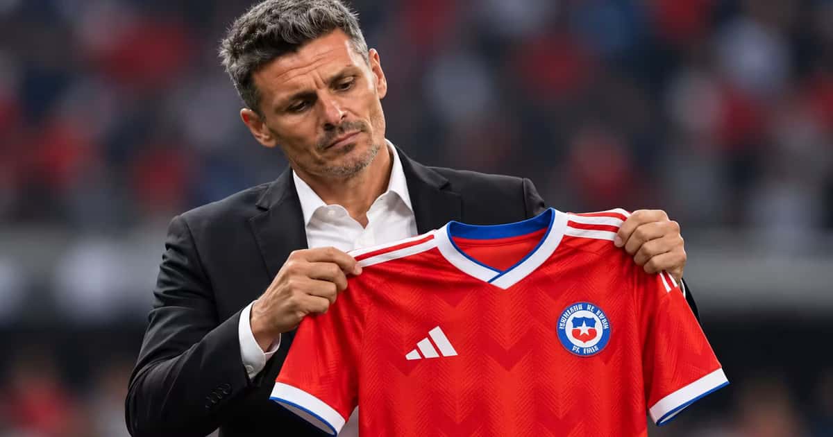 Fernando Ortiz aparece como una de las alternativas para dirigir a Chile y recibió un guiño público de Alexis Sánchez.