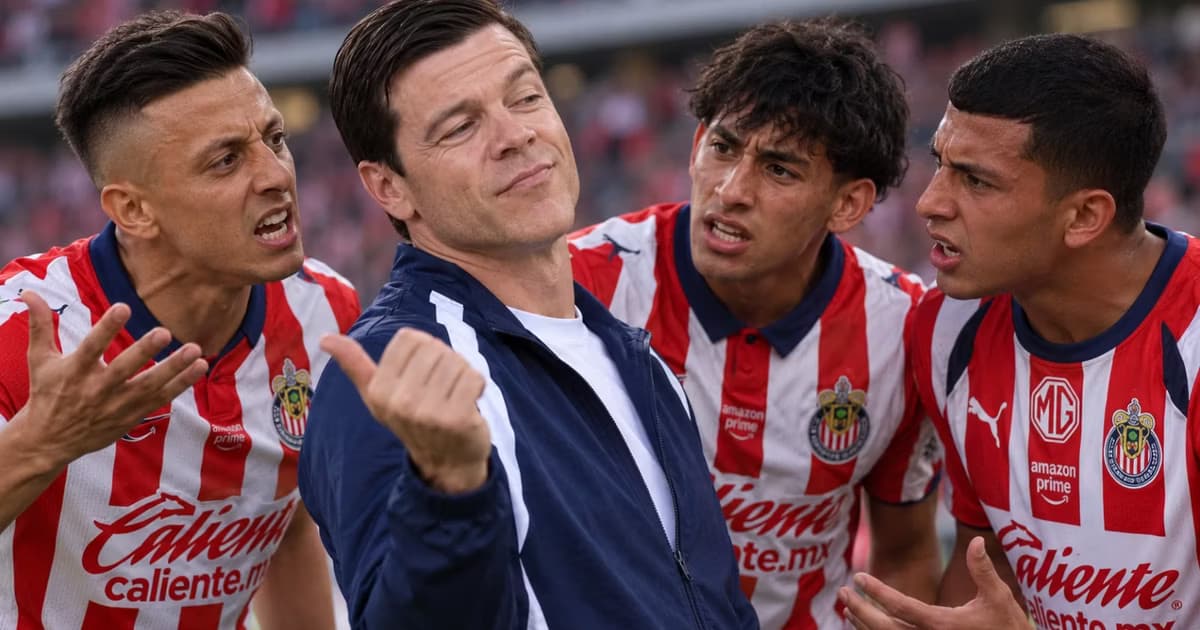 Esteban Solari reconoció los problemas defensivos y la falta de contundencia de Pumas después de caer 3-0 frente a Chivas.