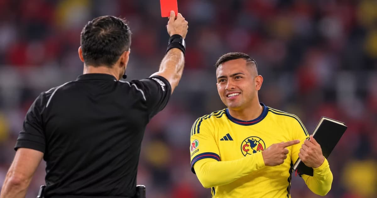 Erick Sánchez y la posible roja