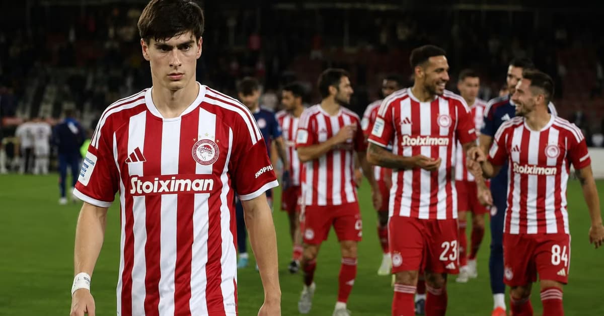 Armando González se retiró del campo en solitario tras su falla vs Asteras