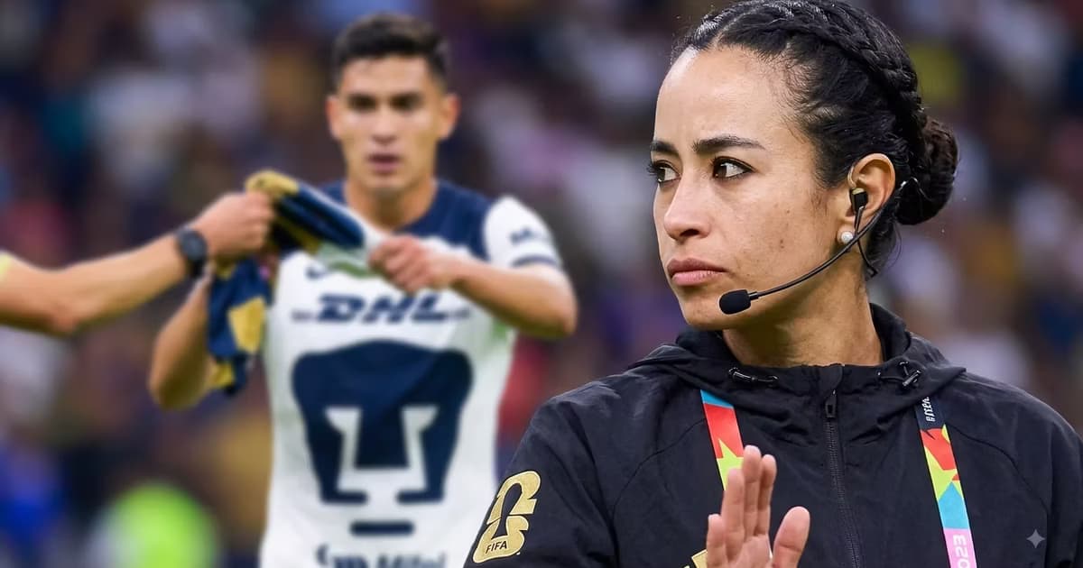 Katia Itzel García decidió firmar la playera de México
