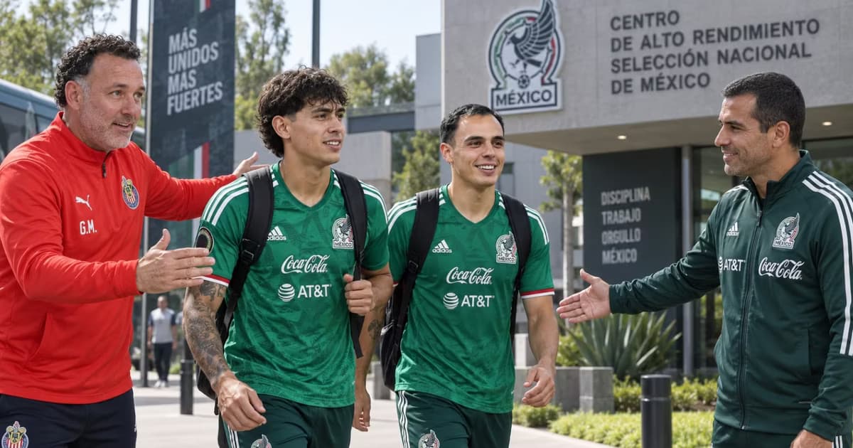 Santiago Sandoval y Hugo Camberos aparecen entre los jóvenes que podrían recibir una oportunidad en la primera convocatoria de Rafael Márquez.