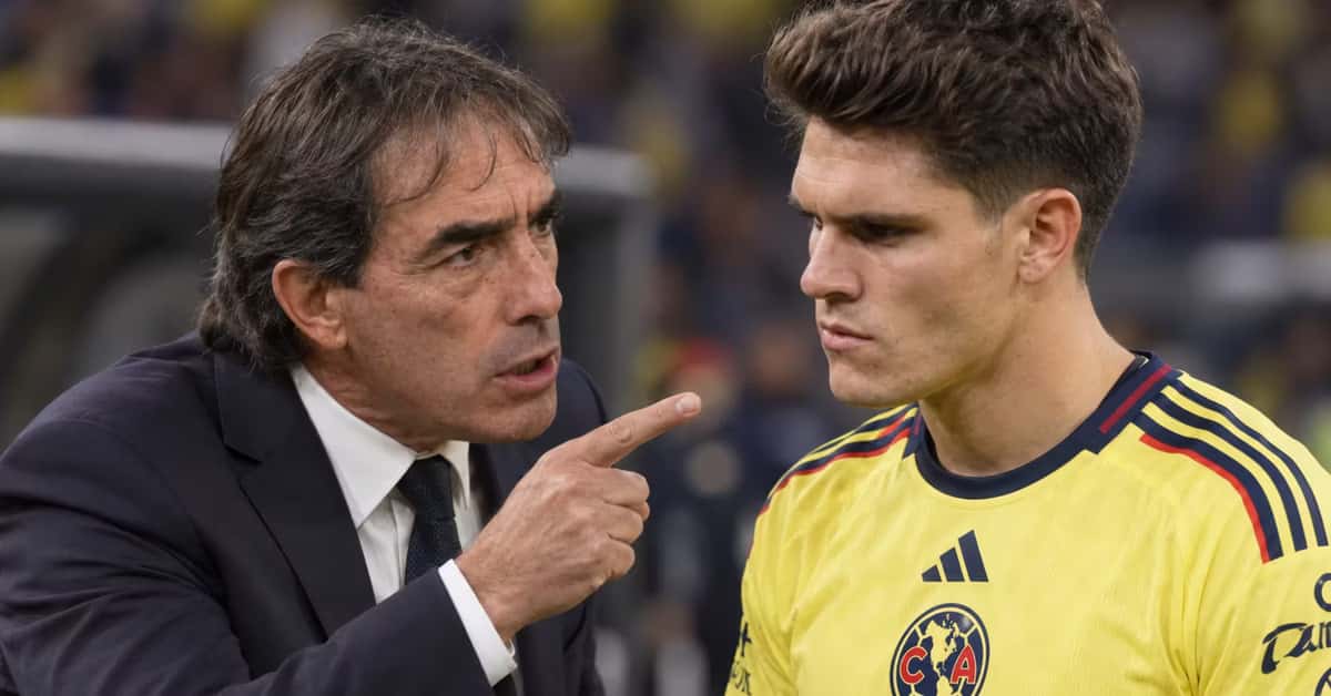 Guillermo Almada mostró su frustración durante el Clásico Joven mientras Israel Reyes terminó con la calificación más baja entre los titulares del América.