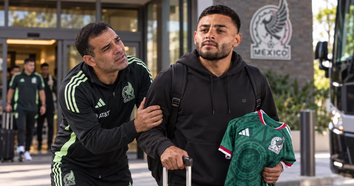 Alexis Vega analiza su continuidad con México mientras Rafael Márquez dejó abierta la posibilidad de hablar personalmente con él.