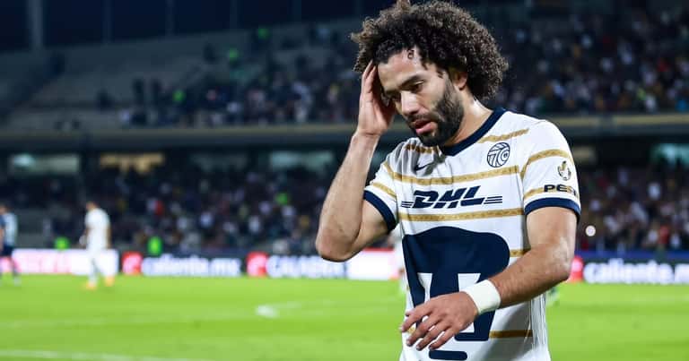 Chino Huerta se expone a una multa por criticar al árbitro tras la derrota de Pumas
