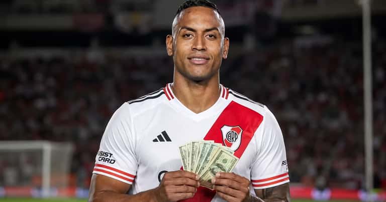 Cruz Azul le pide una millonada a River Plate para llevarse a Willer Ditta