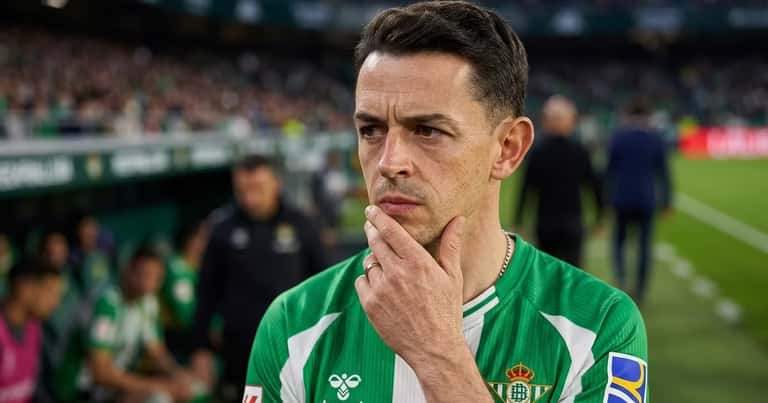 Álvaro Fidalgo aclara su futuro en el Real Betis y la postura de Manuel Pellegrini