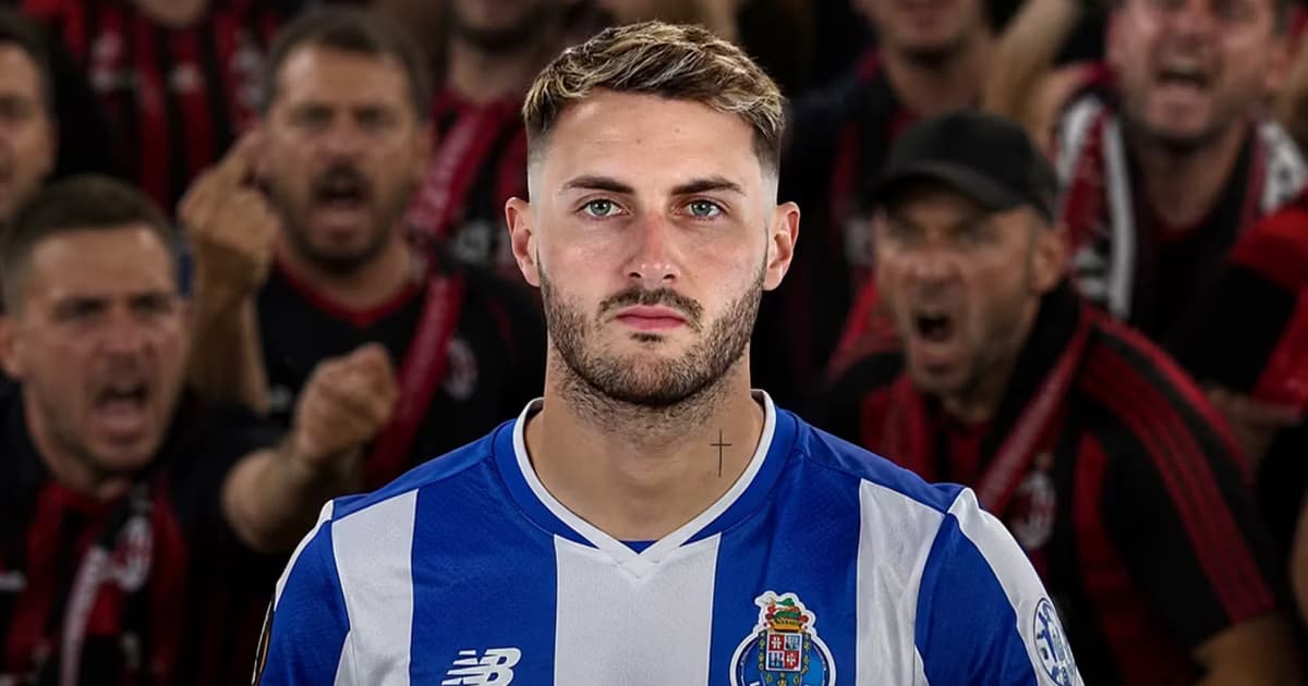 Santiago Giménez llegó a Portugal para completar su incorporación al Porto, que tendrá una opción para comprarlo al Milan por 18 millones de euros más variables.