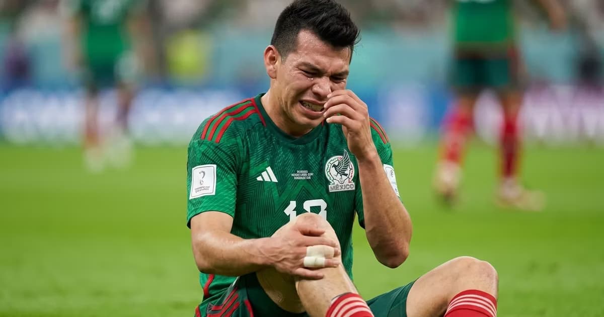 Hirving Lozano causa baja en la selección mexicana