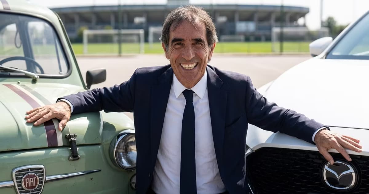 Guillermo Almada recibió el JAC como premio por conquistar el Apertura 2022 con Pachuca; el sedán tiene un valor de referencia cercano a los 400 mil pesos.