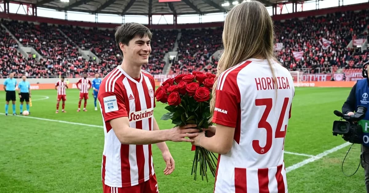 Hormiga González con la modelo kosovar