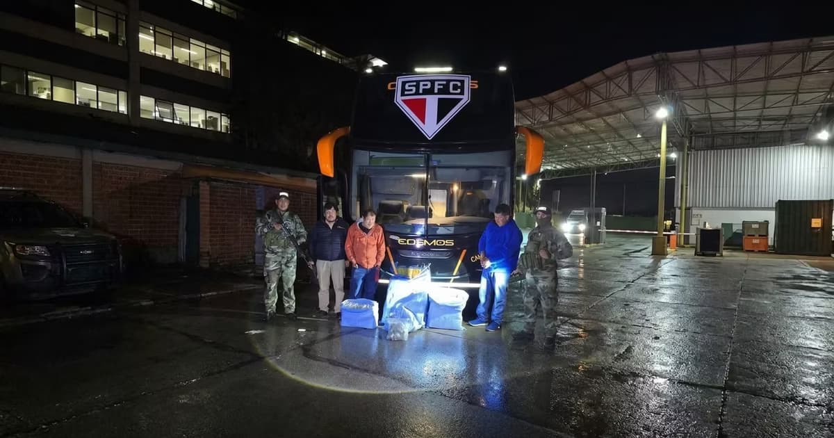 Bus de Sao Paulo fue detenido e incautaron estupefacientes en el vehículo