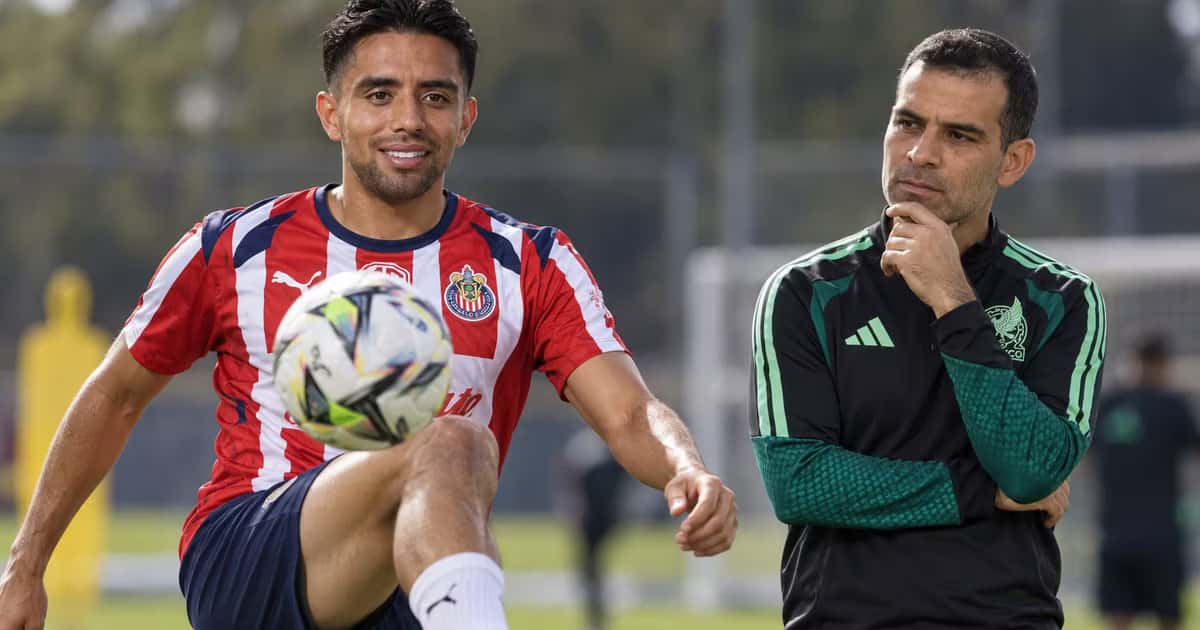 Ricardo Marín aparece como alternativa de Rafael Márquez mientras Santiago Giménez se recupera de una sobrecarga muscular.
