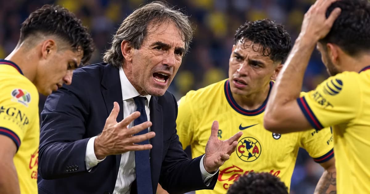 Guillermo Almada cuestionó la falta de contundencia de sus delanteros después de que América empatara frente a Monterrey.