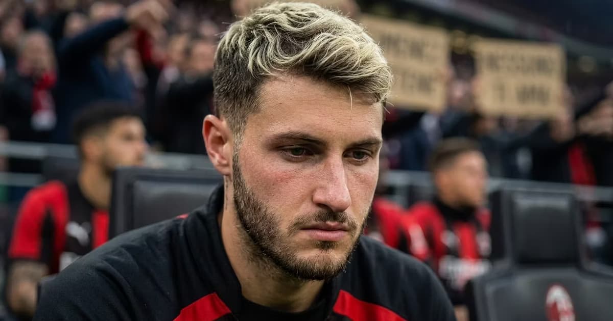 Santiago Giménez tiene contrato con el AC Milan hasta 2029 y su futuro vuelve a generar interés después del rechazo a la primera oferta presentada por Porto.