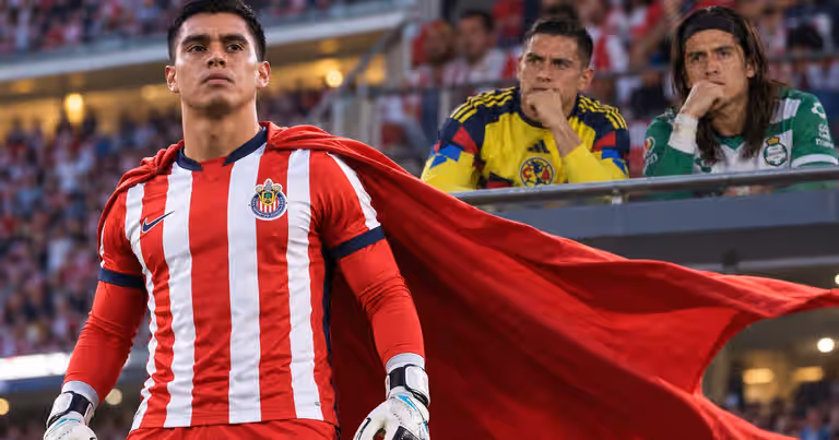 Raúl Rangel se convierte en figura de Chivas y responde a la presión de Malagón y Acevedo