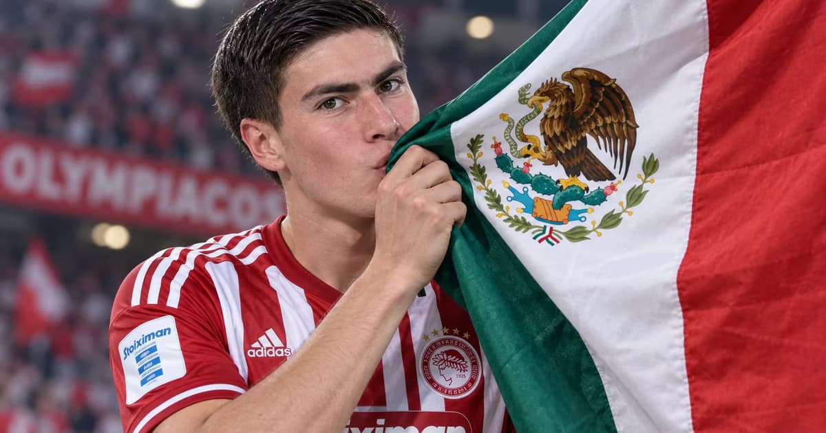 Armando González celebró dos goles y una asistencia en la victoria del Olympiacos frente a Volos por la Copa de Grecia.