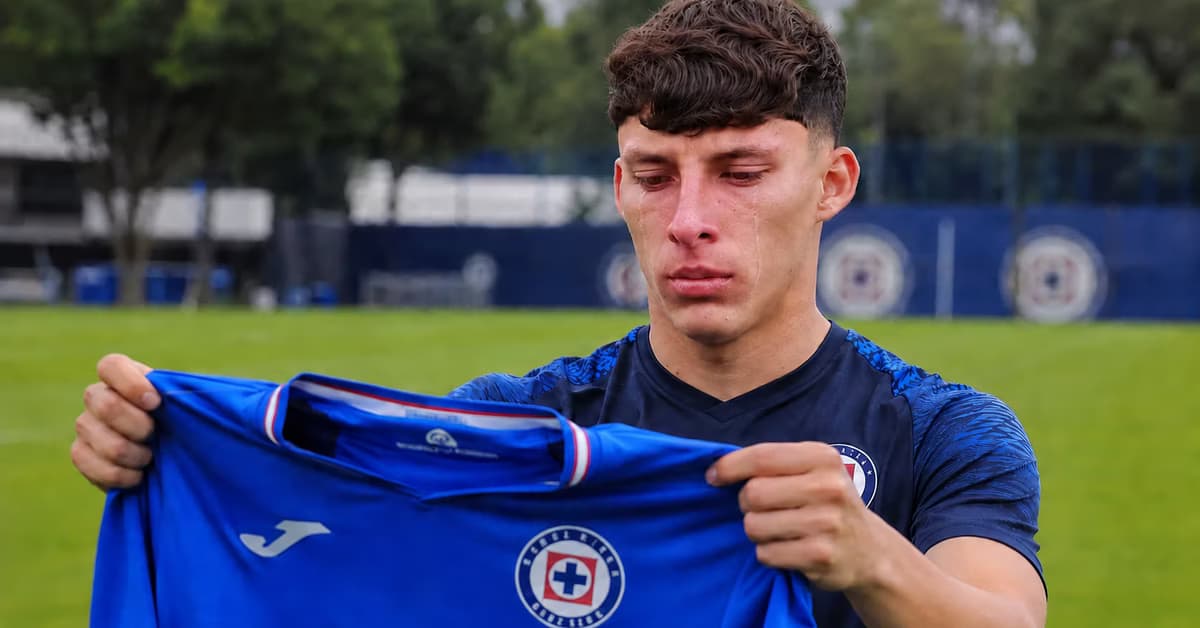 Necaxa evitaría que Cruz Azul se refuerce con Heriberto Jurado para este Apertura 2026