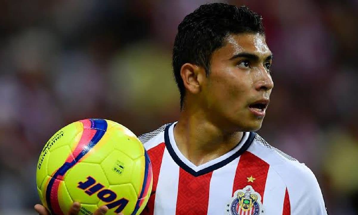 A pesar de los ‘mensajes’, el ‘Maguito’ no llegaría.